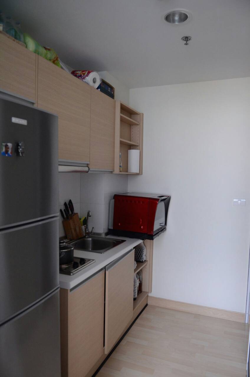 ขายคอนโดRhythm ratchada 1 ห้องนอน ตึก A ชั้น 12A ขนาดห้อง 35 ตร.ม ราคา4.45 ล้าน วิวสระน้ำ ทิศตะวันออก ค่าโอนคนละครึ่ง