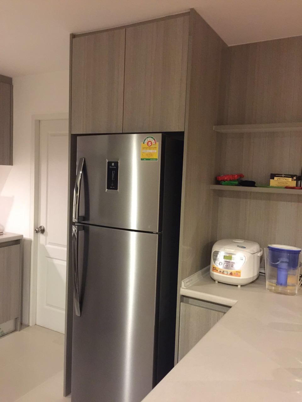 Belle Grand Rama 9 ให้เช่า 2 นอน 2 น้ำ พื้นที่ 96 ตร.ม ชั้น 14 ตึก เอ-1 วิว สระว่ายน้ำ พร้อมเฟอร์