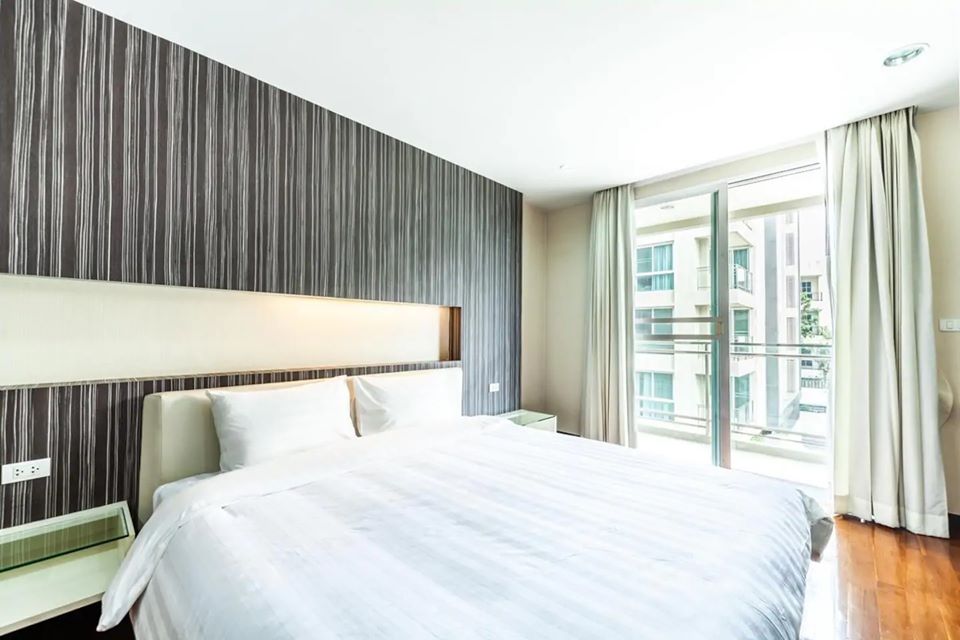 ให้เช่าคอนโด Double Tree Residence (ดับเบิ้ล ทรี เรสซิเด้นซ์) 2 ห้องนอน 3 ห้องน้ำ ขนาด 165 ตรม