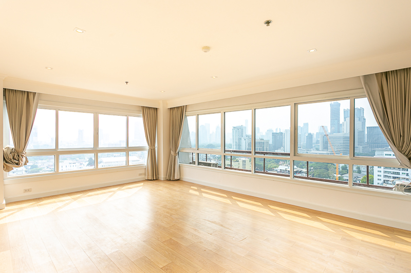 ให้เช่าคอนโด Baan Ploenchit (บ้าน เพลินจิต) 3 ห้องนอน 3 ห้องน้ำ ขนาด 250 ตรม ชั้น 16 ห้องแต่งครบ ราคาเช่า 109000 บาท