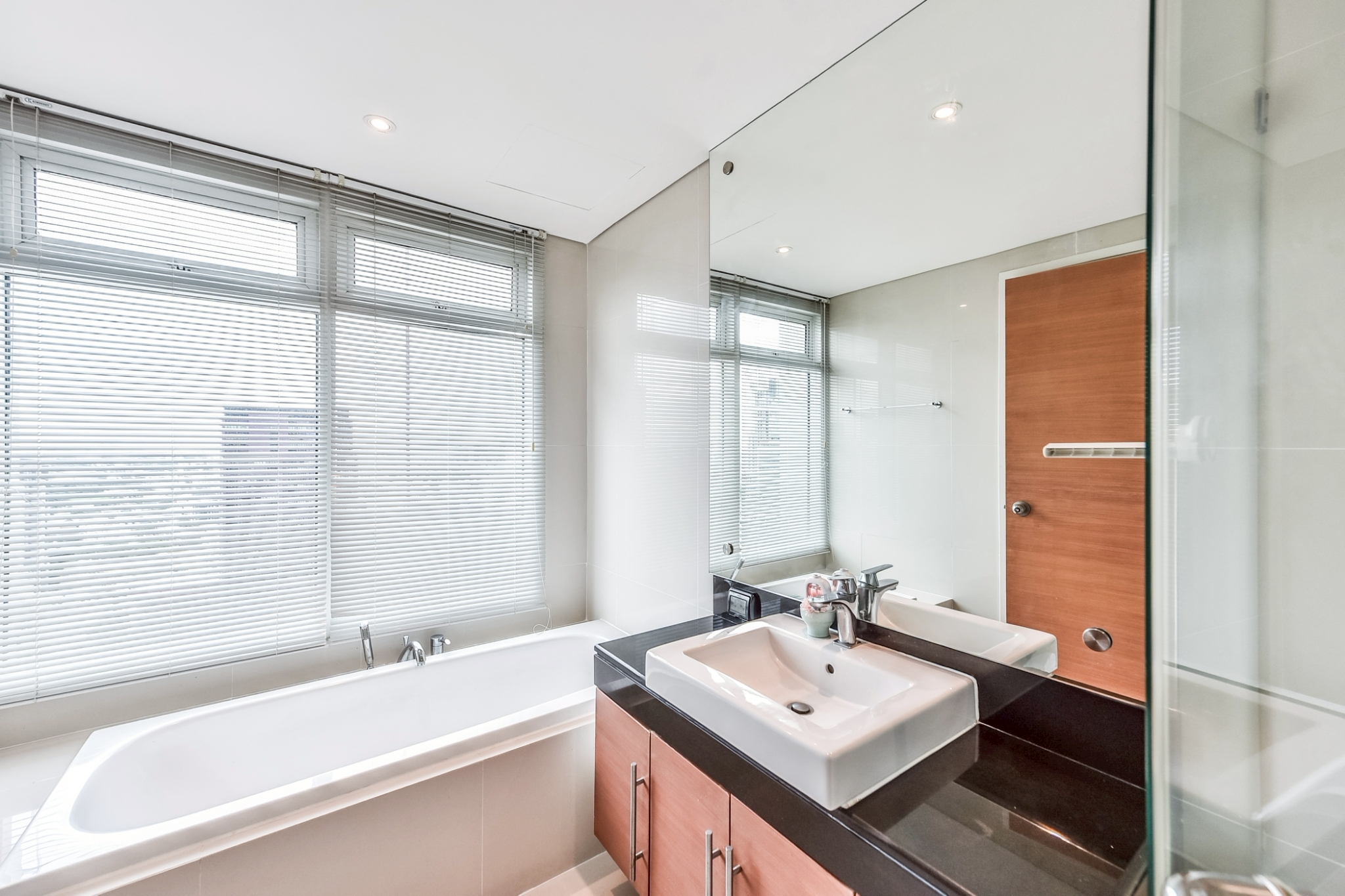 🏙️ ให้เช่าคอนโด ฟูลเลอร์ตัน สุขุมวิท / For Rent Fullerton Sukhumvit Condo ( English below ) / 💰 83,000 บาท/เดือน