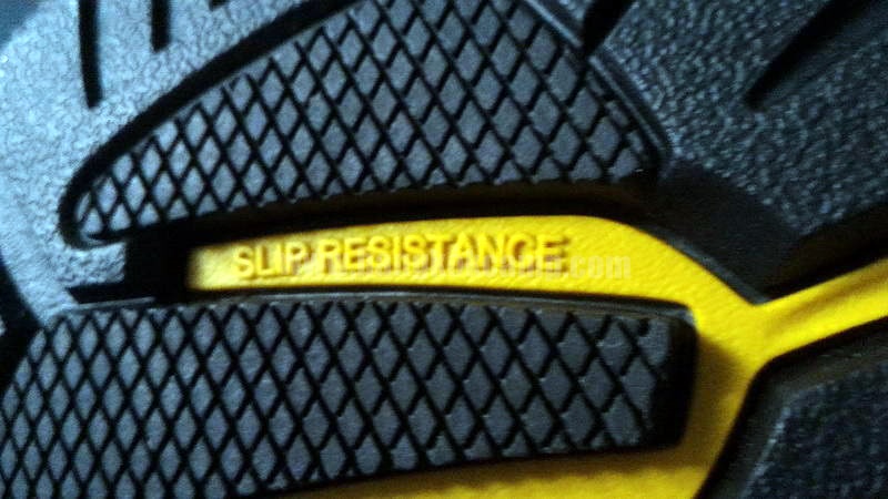 รองเท้า Keen หัวเหล็ก ข้อยาว