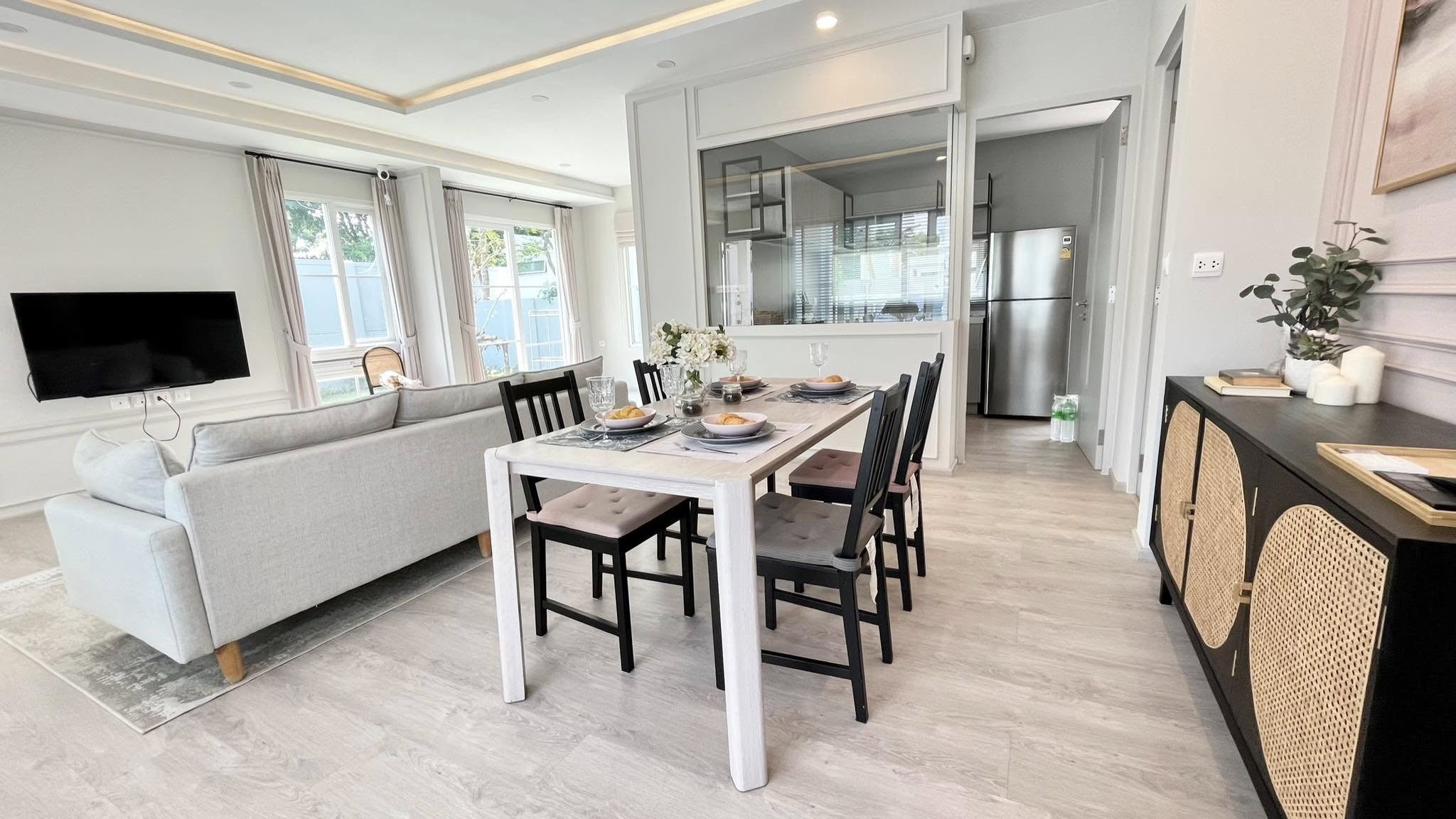 ให้เช่าบ้านใกล้เมกะบางนา โครงการ Anya Bangna-Ramkhamhaeng 2 : อัญญ่า บางนา-รามคำแหง 2 หลังนี้ private มาก และอยู่ข้างหลัง clubhouse เลย