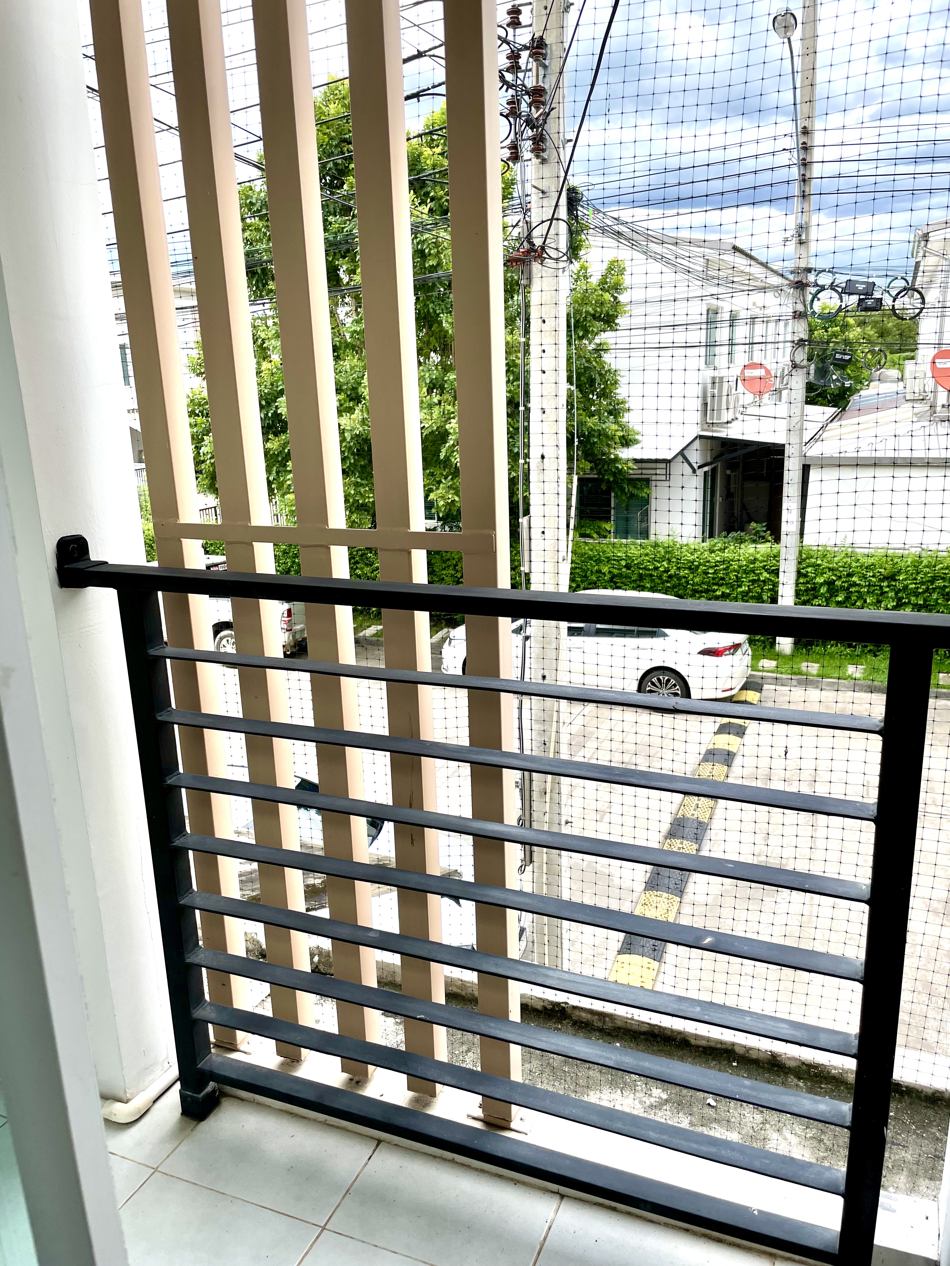 ขาย / ให้เช่าทาวน์โฮม 2 ชั้น โครงการ พลีโน่ วงแหวน-รามอินทรา Pleno Wongwaen-Ramintra 3 ห้องนอน 2 ห้องน้ำ ขนาด 29.9 ตรว