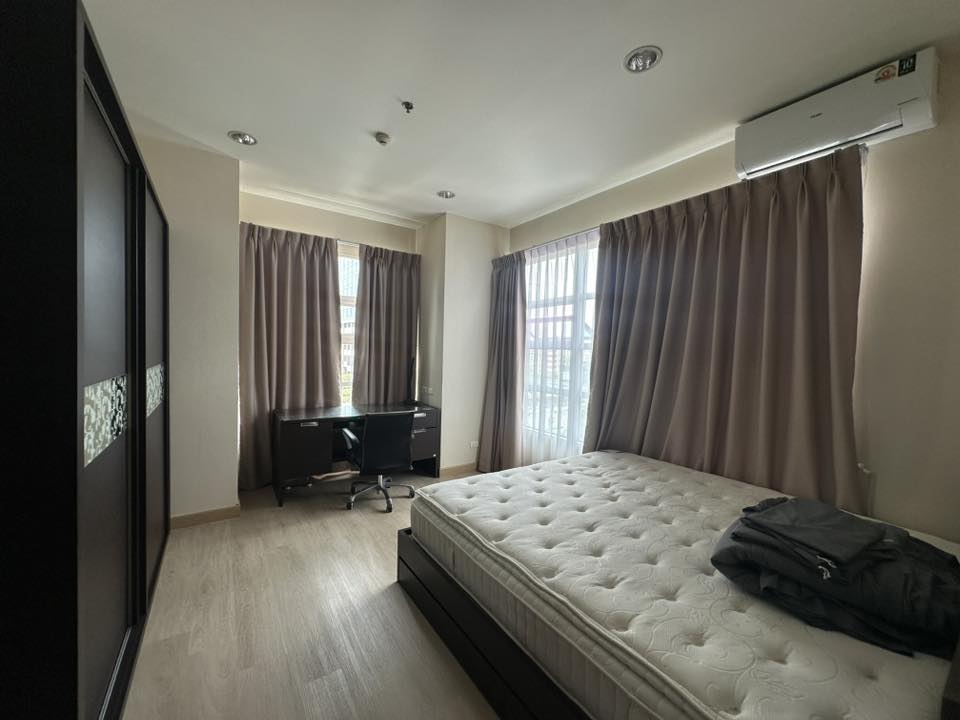 ให้เช่า! คอนโดบ้านกลางกรุง สยาม-ปทุมวัน (Baanklangkrung Siam-Patumwan) ห้องเพดานสูง วิว BTS ราชเทวี ไม่บล็อก พร้อมเข้าอยู่!