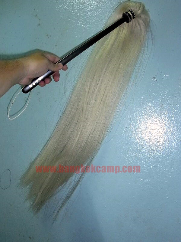 แส้ขนจามรีแท้ ด้ามไม้ Rose Wood ใหม่เก่าเก็บ ไม่ผ่านการใช้