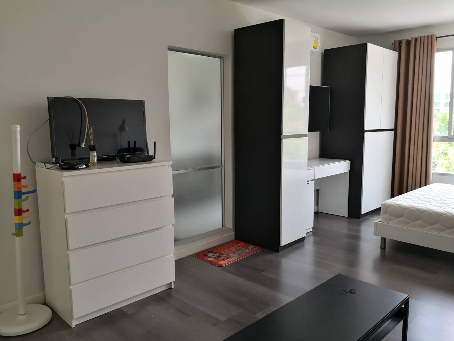 ให้เช่าคอนโด ดีคอนโด แคมปัส รีสอร์ท บางนา DCONDO CAMPUS RESORT Bangna ห้องกว้าง พื้นที่ 30 ตร.ม. ตึก A ชั้น 3 ห้องแต่งครบพร้อมอยู่