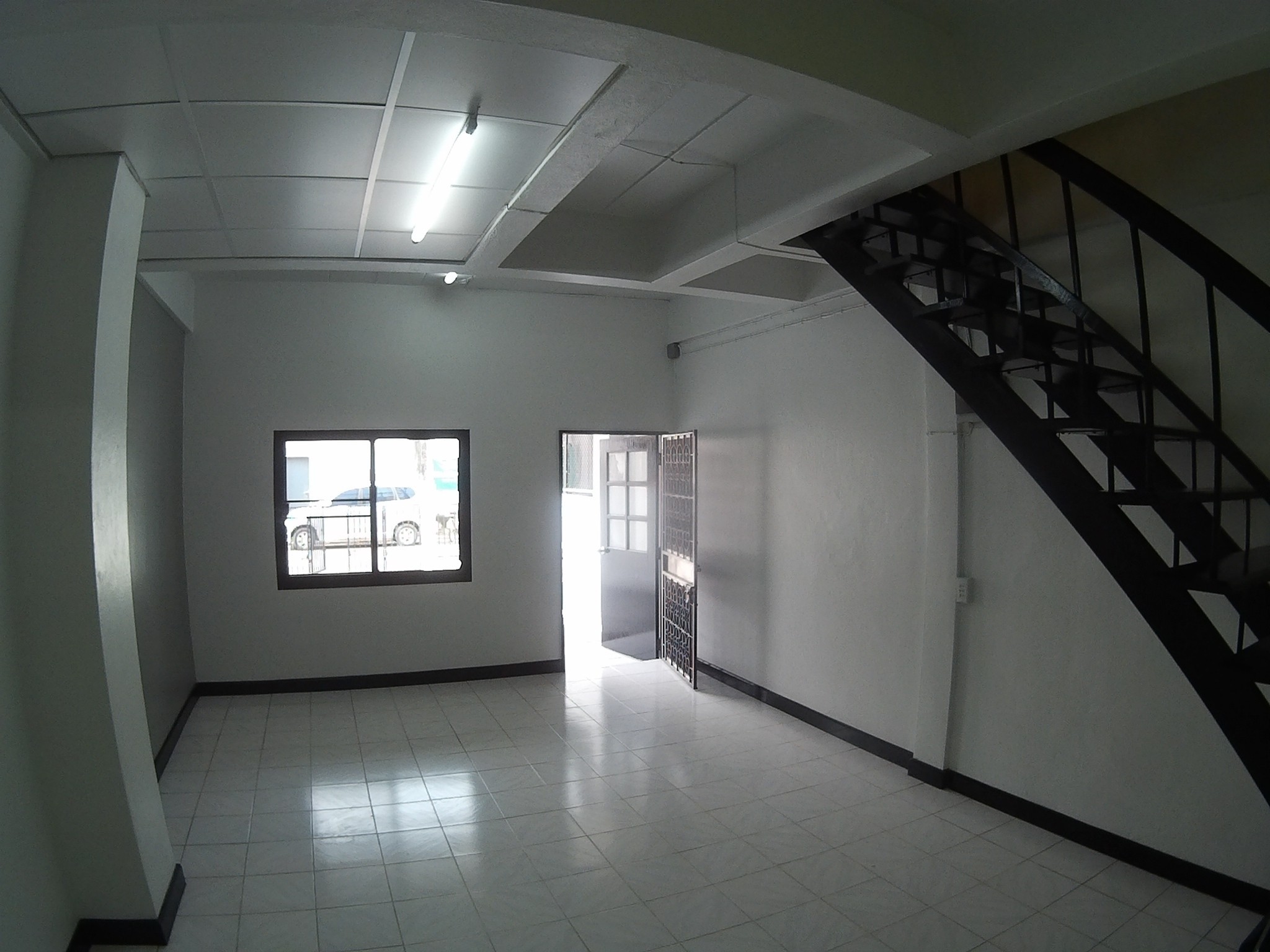 ((ขาย-เช่าถูก)) บ้านพร้อมอยู่ ทาวน์เฮ้าส์ 2 ชั้น 19 ตารางวา 2 ห้องนอน 2 ห้องน้ำ สุขาประชาสรรค์ 3 ซอย 1