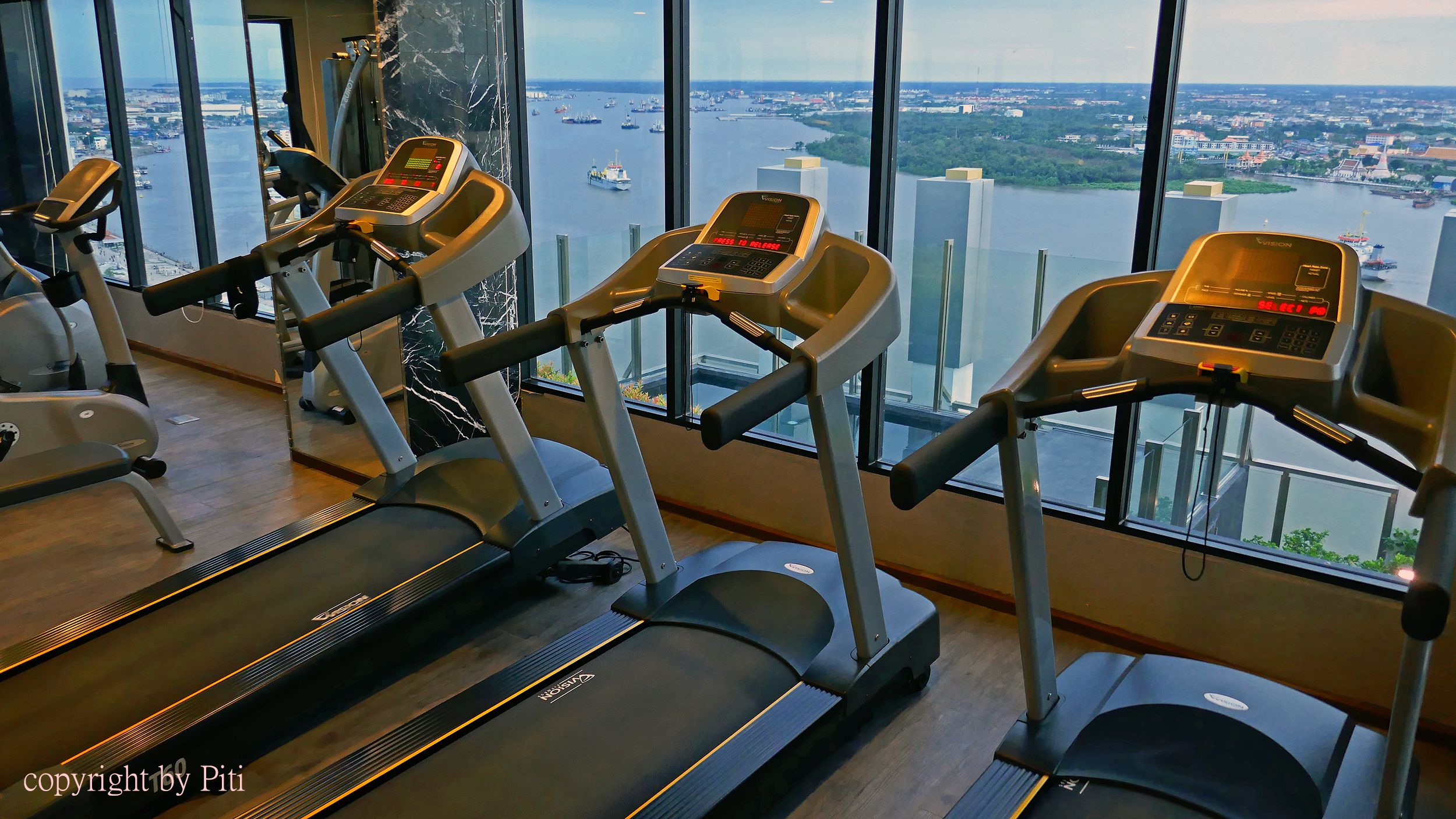 ขายคอนโด Knightsbridge Sky River Ocean (ไนท์บริดจ์ สกาย ริเวอร์ โอเชี่ยน) 1 ห้องนอน วิวโค้งแม่น้ำ