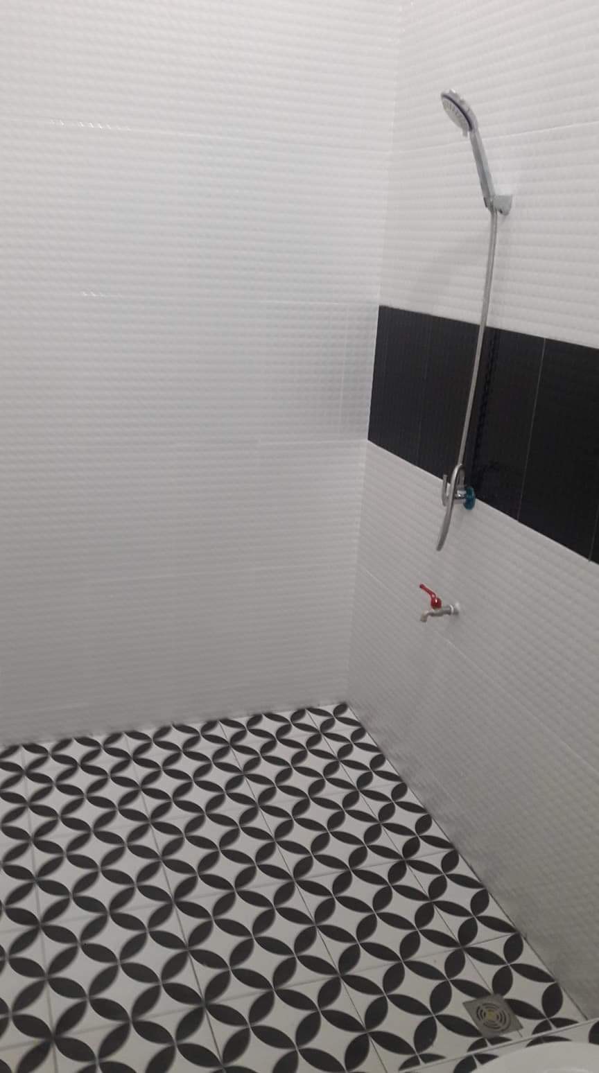 ขาย / ให้เช่า ทาวน์เฮ้าส์ 2 ชั้น หลังมุม 2 นอน 2 น้ำ ขนาด 32 ตรม พร้อมเพอร์ ราคา 8000 บาทต่อดเดือน