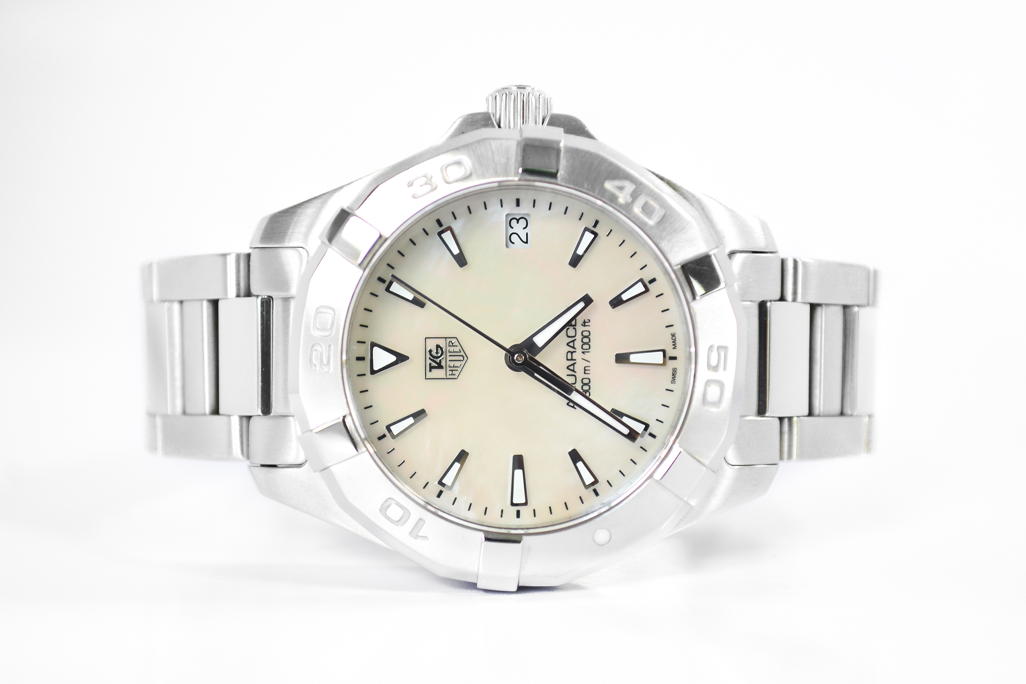 Tag Heuer Aquaracer Boy Size หน้ามุกขาว รุ่นใหม่ (Sold)