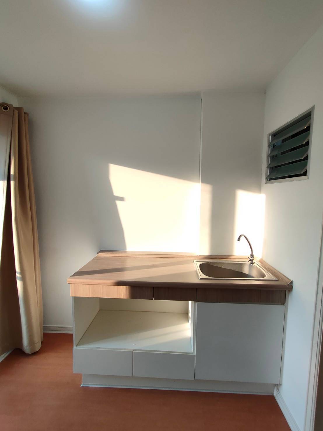 ให้จะเช่าราคาเพียง 5500 บาท คอนโด Lumpini Condo Town Bangkhae (ลุมพินี คอนโดทาวน์ บางแค)