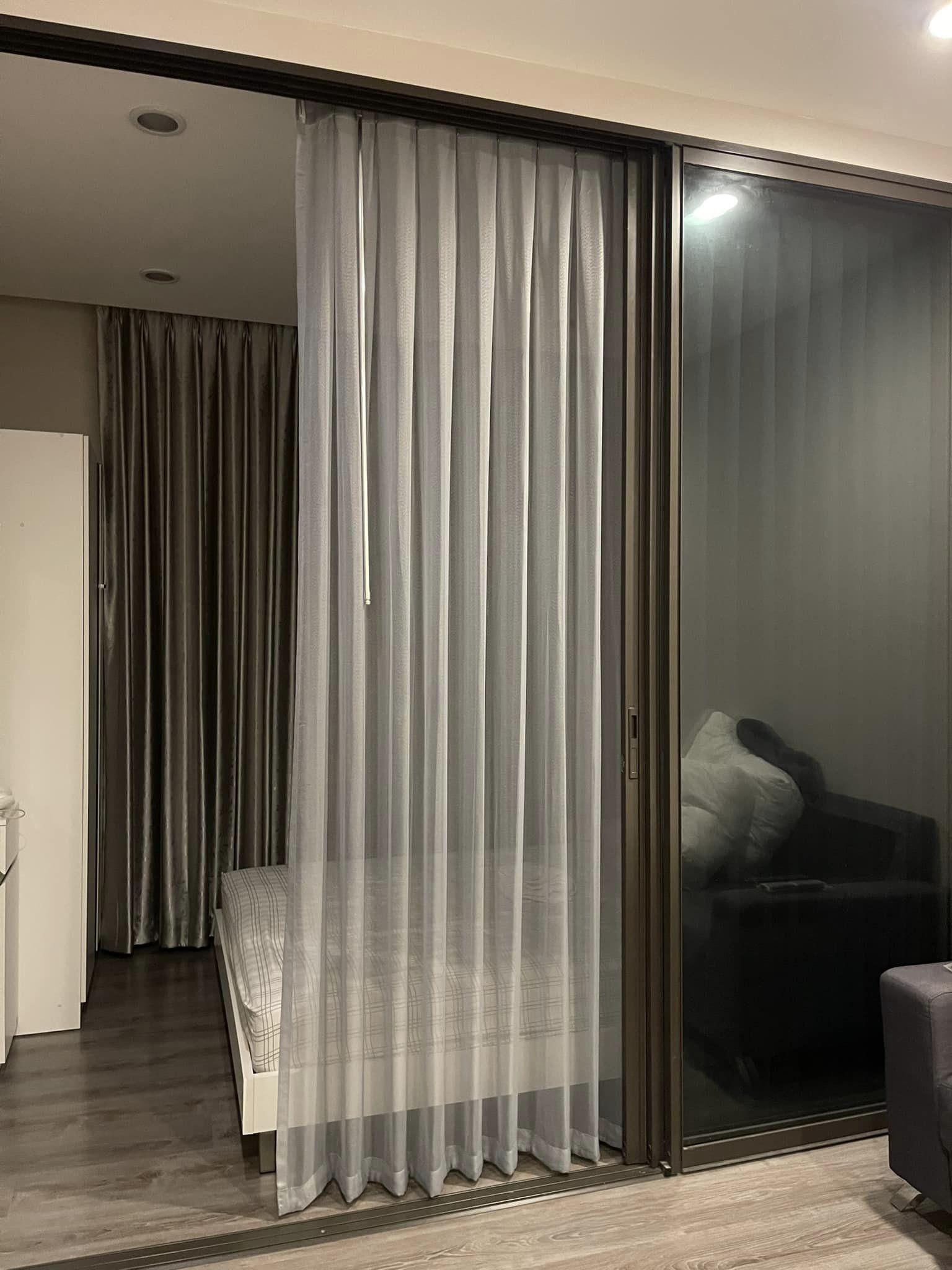 ให้เช่าคอนโด Urbano Rajavithi (เออร์บาโน ราชวิถี) วิวเเม่น้ำเจ้าพระยา ติด MRT สิรินธร ราคา 15,000 บาท /เดือน