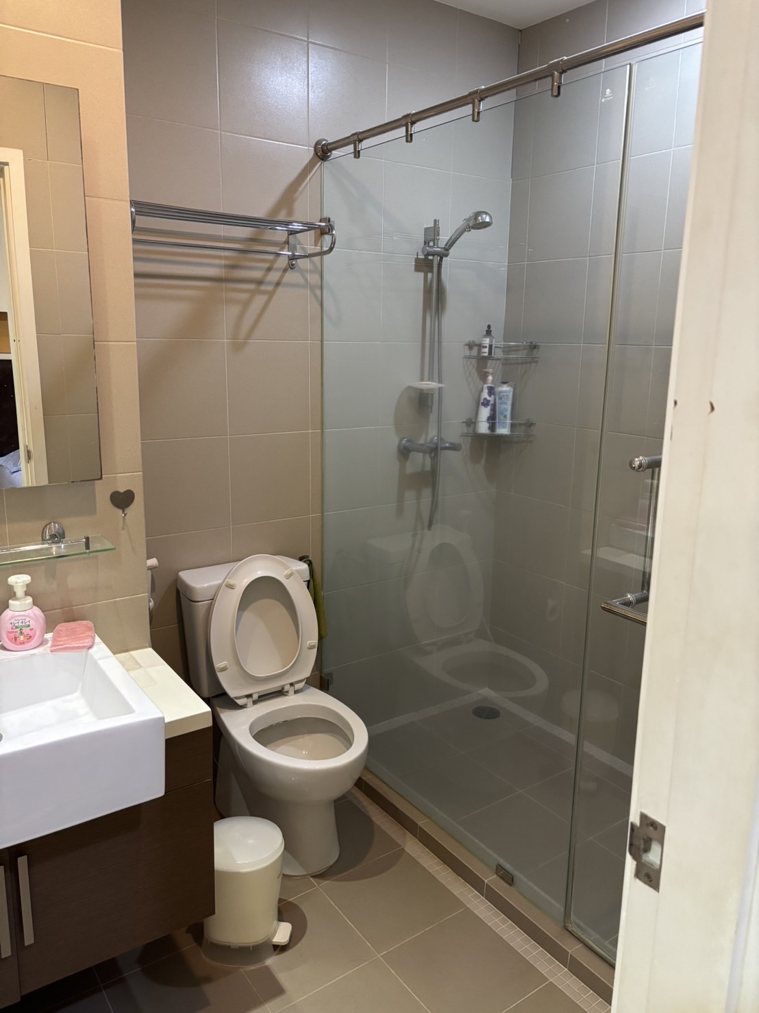 ðĄâĻ āđāļŦāđāđāļāđāļēāļāļāļāđāļ āđāļŪāļāđ āļŠāļēāļāļĢ / Hive Sathorn âĻ