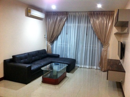 รหัสทรัพย์ 92445 ให้เช่าคอนโดกลางกรุงรีสอร์ท Klangkrung Resort รัชดาซอย 7 ห้อง 1 ห้องนอน 1 ห้องน้ำ 1 ห้องครัว พร้อม 1 ห้องนั่งเล่น