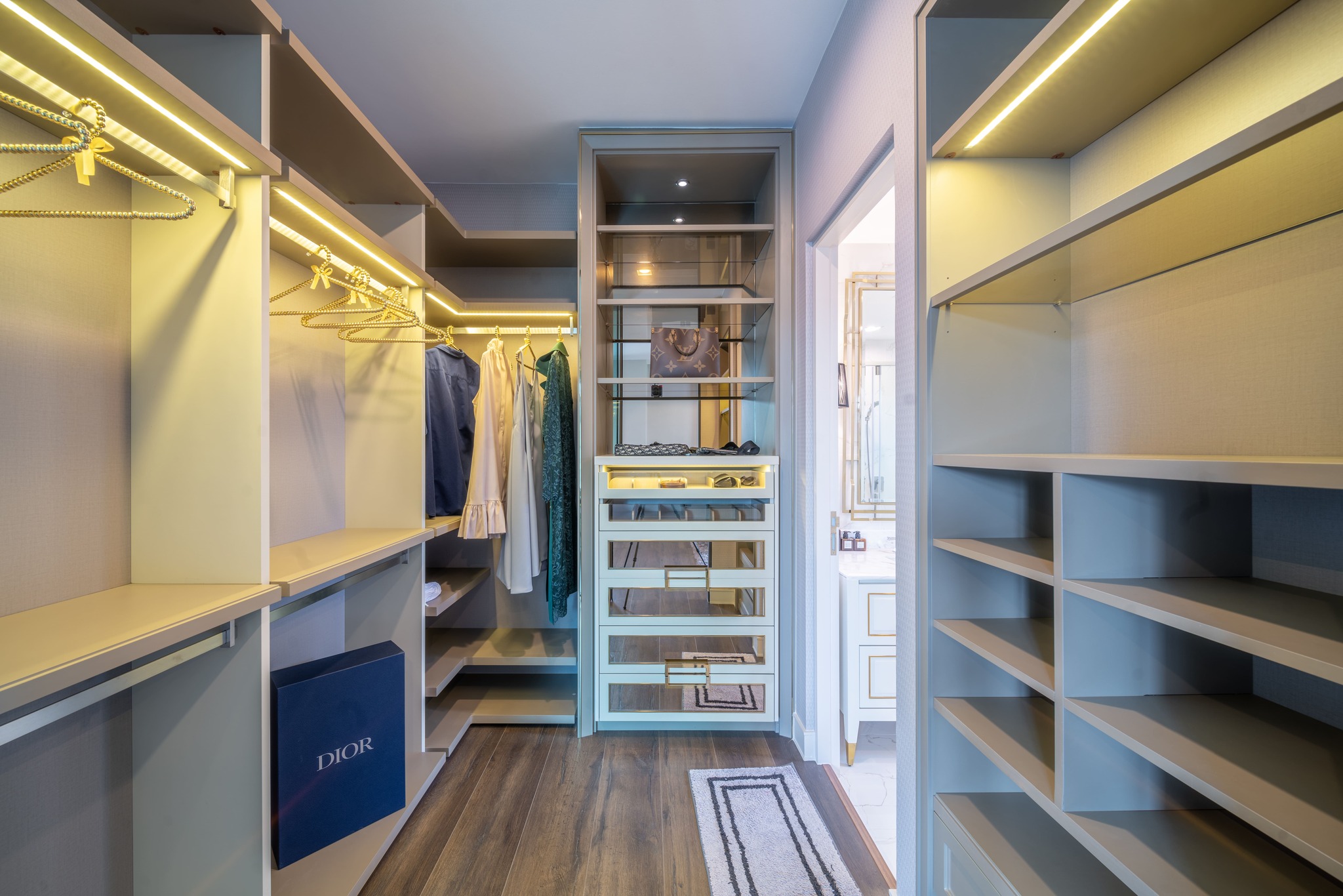 ขาย / เช่า บ้านเดี่ยวสุดหรู หมู่บ้าน นันทวัน รามอินทรา – พหลโยธิน 50 / For Sale & Rent Nanthawan Ramintra – Phaholyothin 50