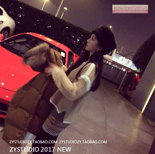 เสื้อกันหนาวฮู้ดดี้ แต่งเฟอร์หนาฟู งานเกรดดีเหมือนแบบ อุ่นมากกกก หิมะก็เอาอยู่ (ถอดขนได้)