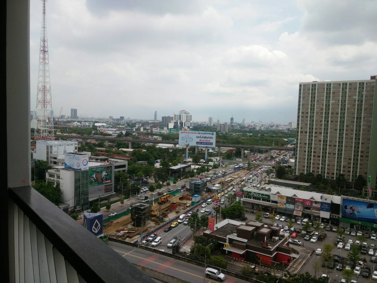 ขายดาวน์เท่าทุน จองพร้อมทำสัญญา คอนโดอัสสกาญจน์เพลส ศรีนครินทร์ (Asakan Place Srinakarin ราคาขายดาวน์ 681,500 บาท (ราคาที่ดีที่สุด + บนทำเลทอง)