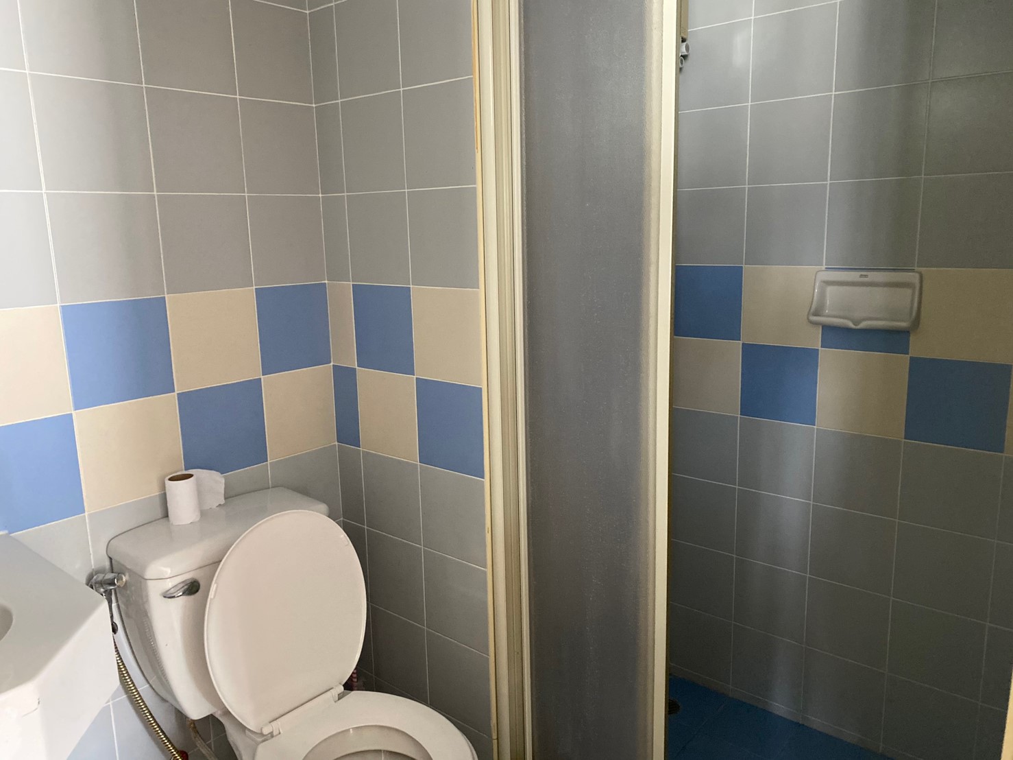 ขายถูกคอนโด Lumpini Center Sukhumvit 77 (ลุมพินี เซ็นเตอร์ สุขุมวิท 77) แบบห้อง 1 ห้องนอน 1 ห้องน้ำ ขนาด 30.5 ตรม ชั้น 9 วิว ตึก อาคาร D ชั้น 9 ราคาขาย 1,600,000 บาท ค่าโอนคนละครึ่ง ห้องตกแต่งพร้อมเข้าอยู่