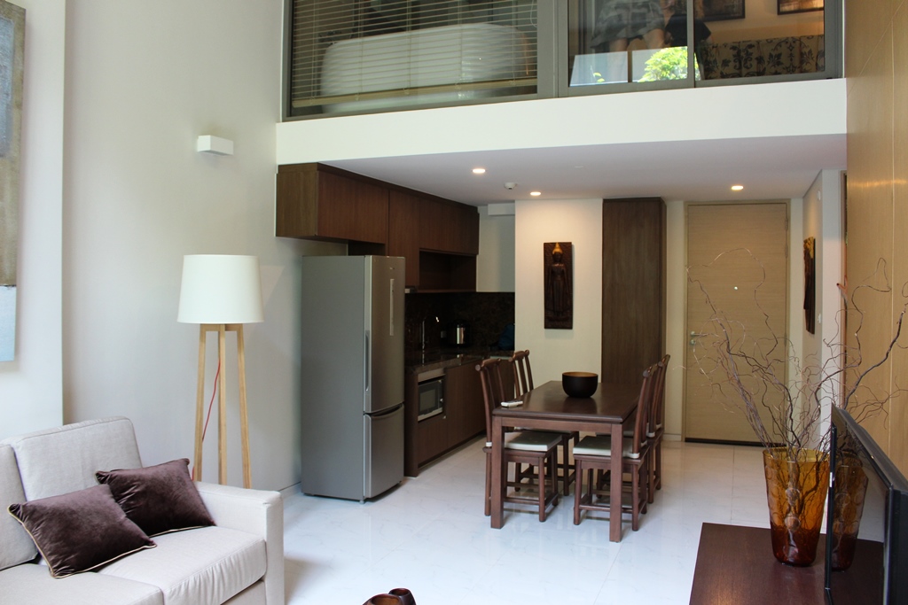ให้เช่าคอนโดไซมิส เทอร์ตี้ ไนน์ The Siamese Thirty-Nine Condominium Sukumvit soi 39 ห้อง Duplex 1ห้องนอน