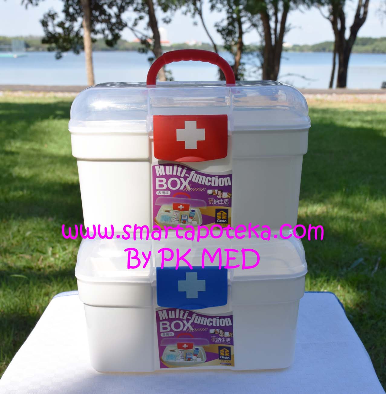 กล่องยาสามัญประจำบ้าน (Medical Box) size "M" (สีน้ำเงิน) + กล่องยาสามัญประจำบ้าน (Medical Box) size "M" (สีแดง)