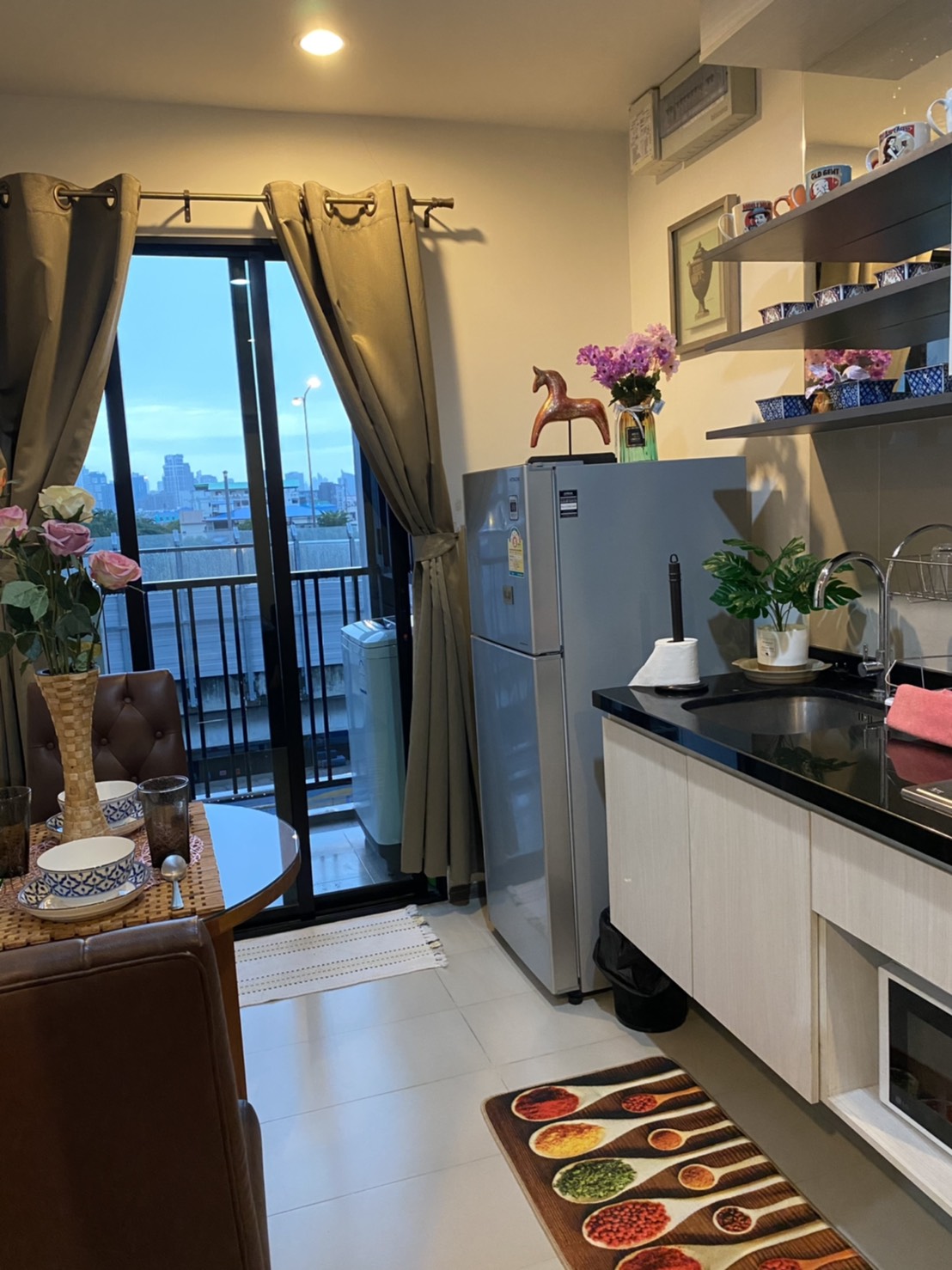 ให้เช่า The Base Park East Sukhumvit 77 (เดอะ เบส พาร์ค อีสท์ สุขุมวิท ) 1 ห้องนอน 1 ห้องน้ำ