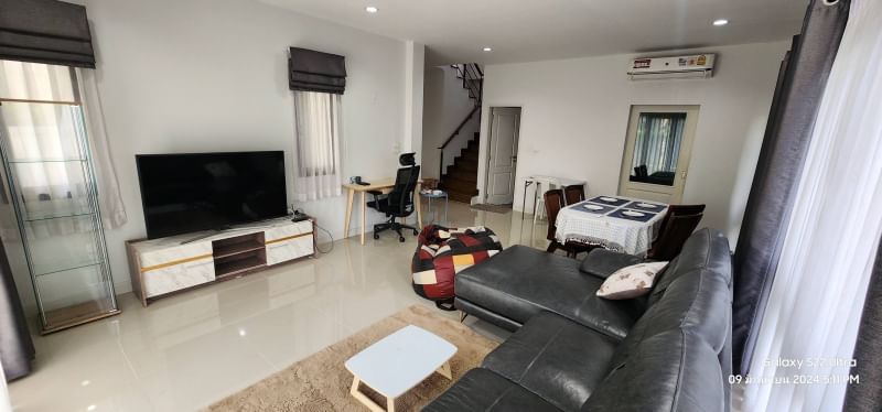 ให้เช่า 95,000 บาท ต่อเดือน Baan Lumpini Suanluang Rama 9 (บ้านลุมพินี สวนหลวง ร.9) มี 4 ห้องนอน