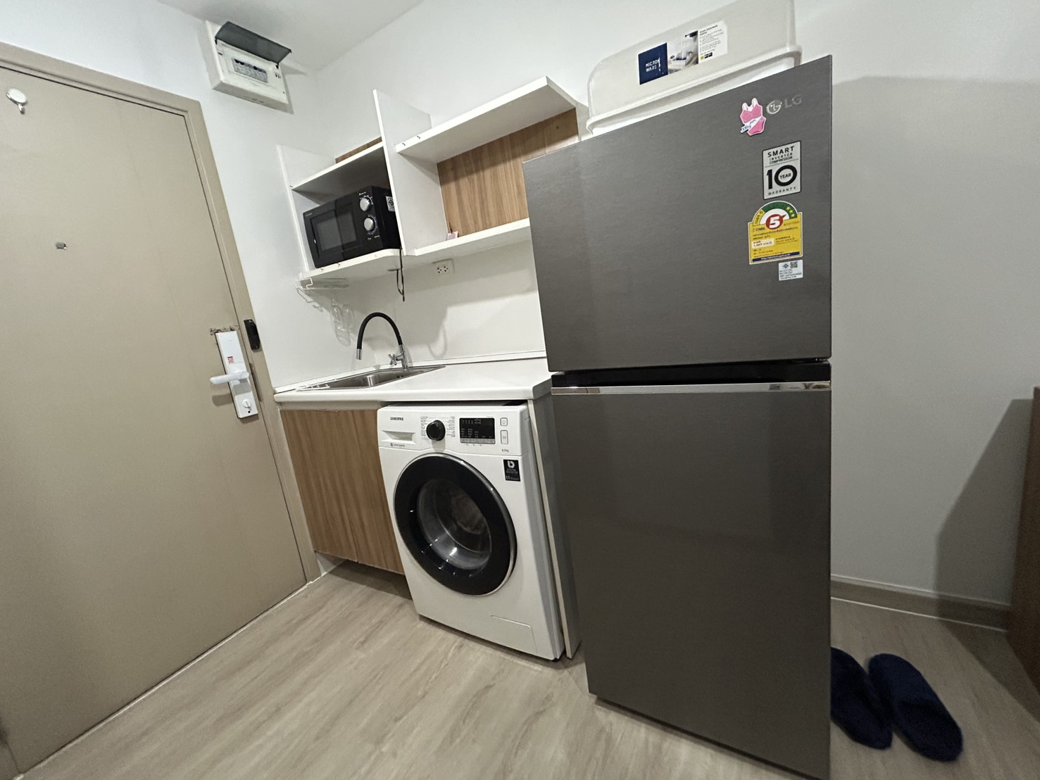 ให้เช่าคอนโด เอลลิโอ สุขุมวิท 64 (Elio Sukhumvit 64) พร้อมเข้าอยู่! 🏡