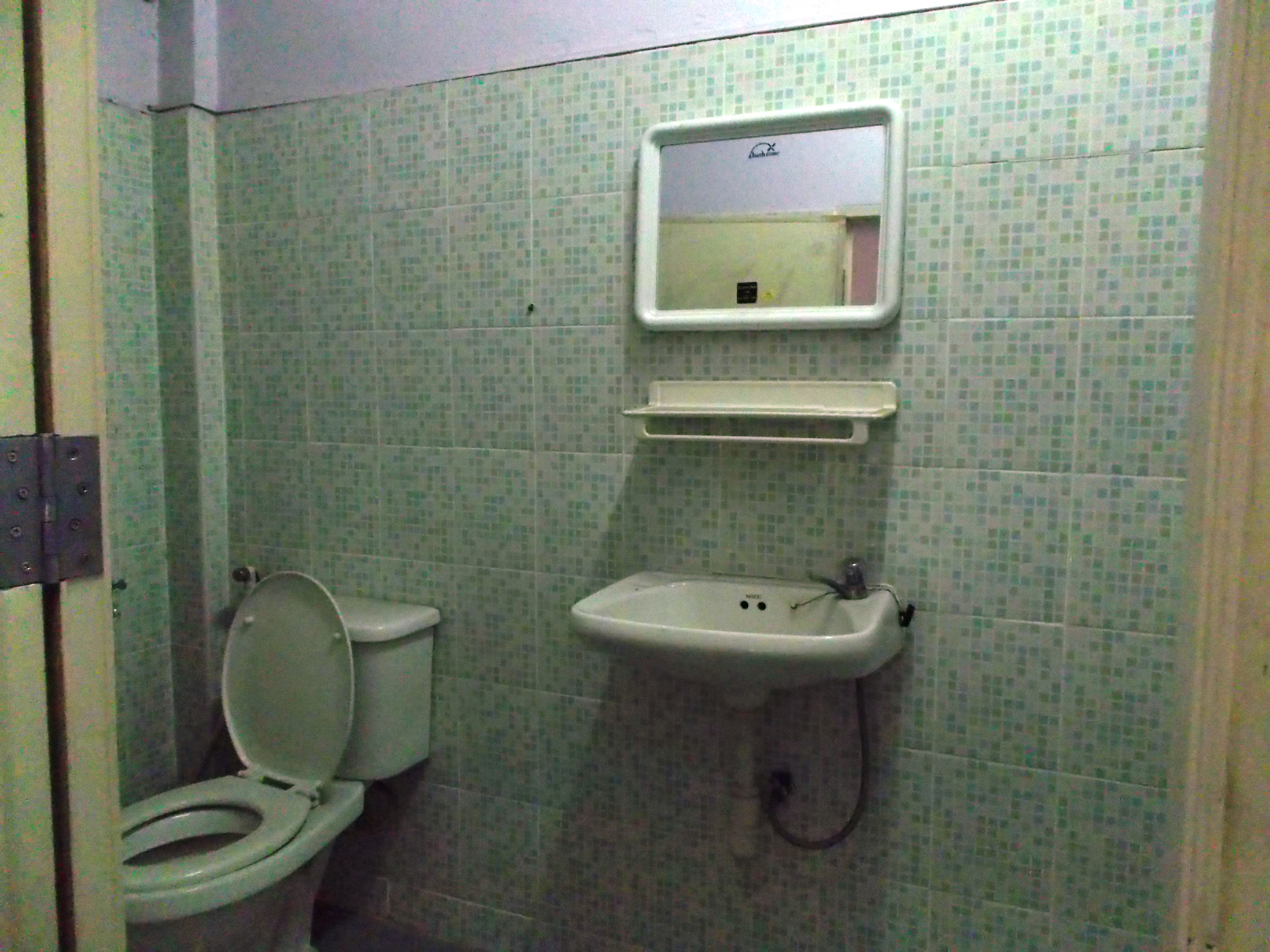 ขาย / เช่าอาคารพาณิชย์ 2 คูหา ทำเลดี เสรีไทย 11 เหมะทำเป็นหอพักนักศึกษาหรือปรับปรุงเป็น โฮสเทล (Hostel)