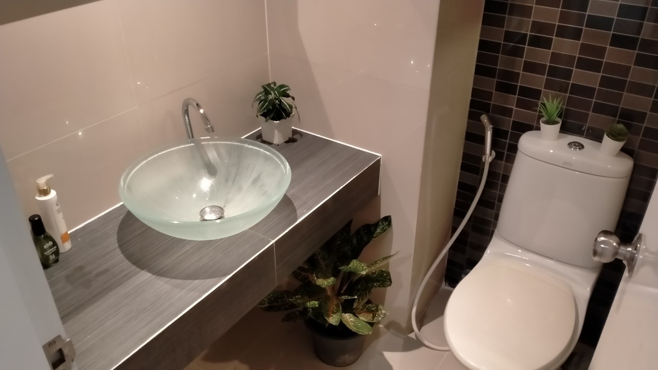 ขาย / ให้เช่าคอนโด J.W. Boulevard Srivara (เจ ดับบลิว บูเลอวาร์ด ศรีวรา) มีทั้ง 1และ 2 ห้องนอน จำนวน 2 ยูนิต