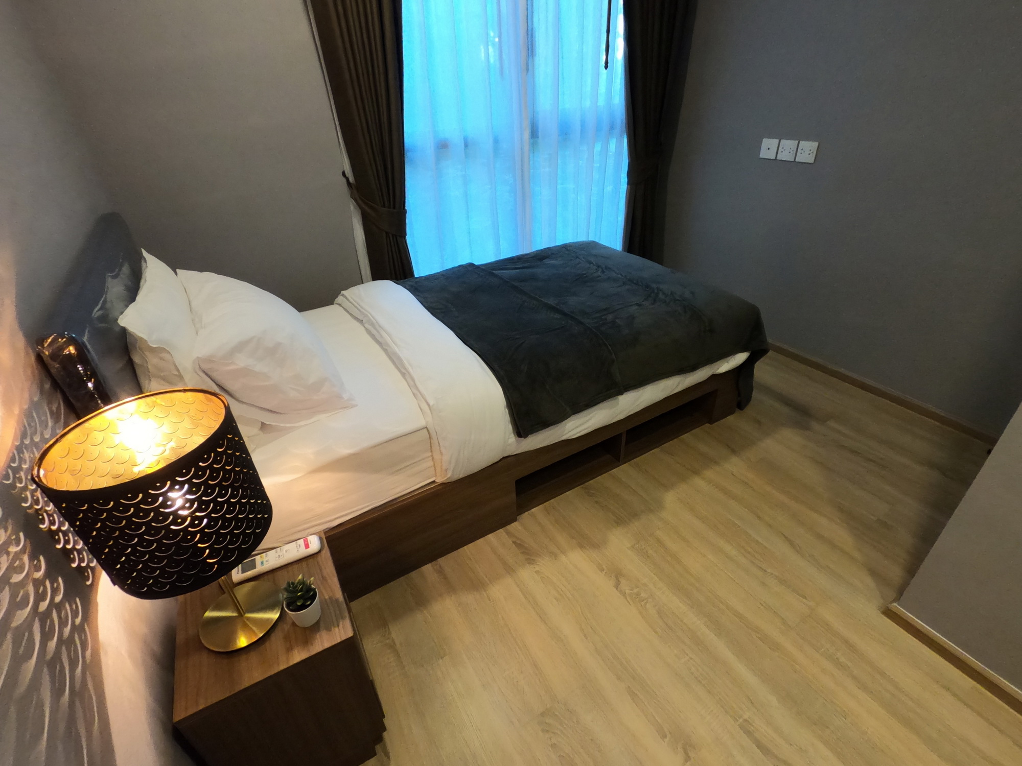 ขาย / เช่า คอนโด Taka Haus Ekamai 12 (ทากะ เฮาส์ เอกมัย 12) 2 ห้องนอน 1 ห้องน้ำ พื้นที่ 44.75 ตารางเมตร