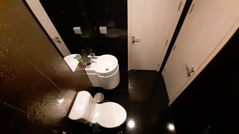 🌟 ให้เช่า / ขาย Rhythm สุขุมวิท 36-38 คอนโดหรู ใจกลางสุขุมวิท ใกล้ BTS ทองหล่อ เพียง 350 เมตร! 🌟