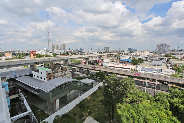 คอนโด พาร์คแลน @ รัชดา – วงศ์สว่าง The Parkland Ratchada-Wongsawang มีห้องให้เลือกหลายห้อง ราคาค่าเช่าตั้งแต่ 12,000 – 15,000 บาท/เดือน ห้องสตูดิโอ 1 ห้องนอน ชั้น วิว เลือกได้ตามต้องการ