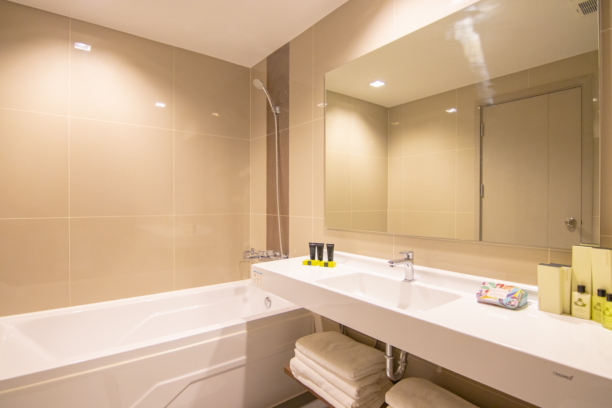 ให้เช่าคอนโด Ideo Sukhumvit 93 (ไอดีโอ สุขุมวิท 93) 2 ห้องนอน 2 ห้องน้ำ ขนาด 52.3 ตรม ชั้น 36 ห้องตกแต่ครบพร้อมอยู่