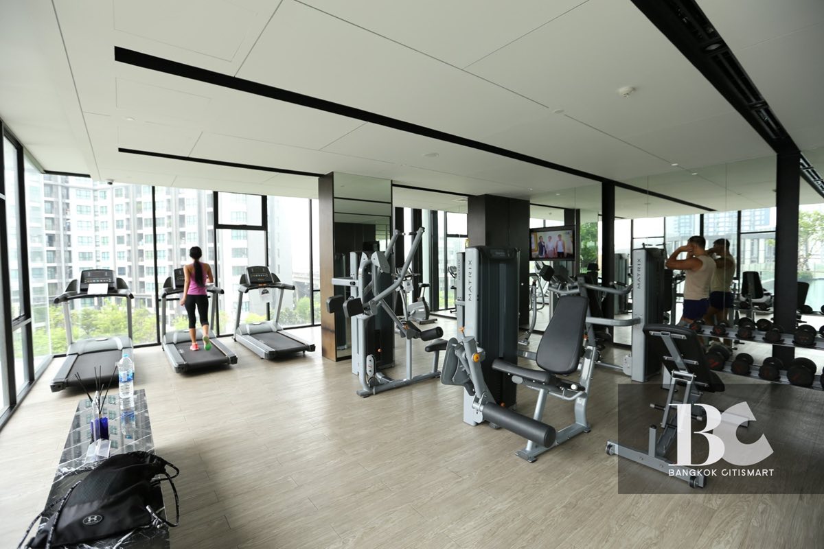 ให้เช่าคอนโด เดอะ เบส พาร์ค อีสต์ สุขุมวิท 77 / For Rent The Base Park East Sukhumvit 77 (English below)