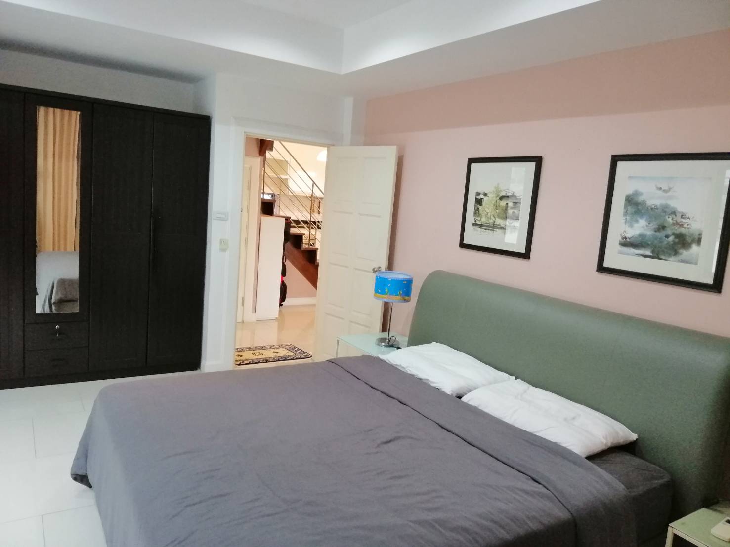 ขายบ้านเดี่ยวหมู่บ้าน สยามเพลส (Siam Place) ขายราคา 4,800,000 บาท ค่าโอนคนละครึ่ง