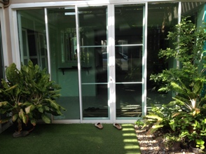 ขาย / ให้เช่า บ้านเดี่ยว 2 ชั้น หมู่บ้าน .เสรี 4 ซ. พระรามเก้า 43 บ้านเลขที่ 5 บ้านเดี่ยว 2 ชั้น