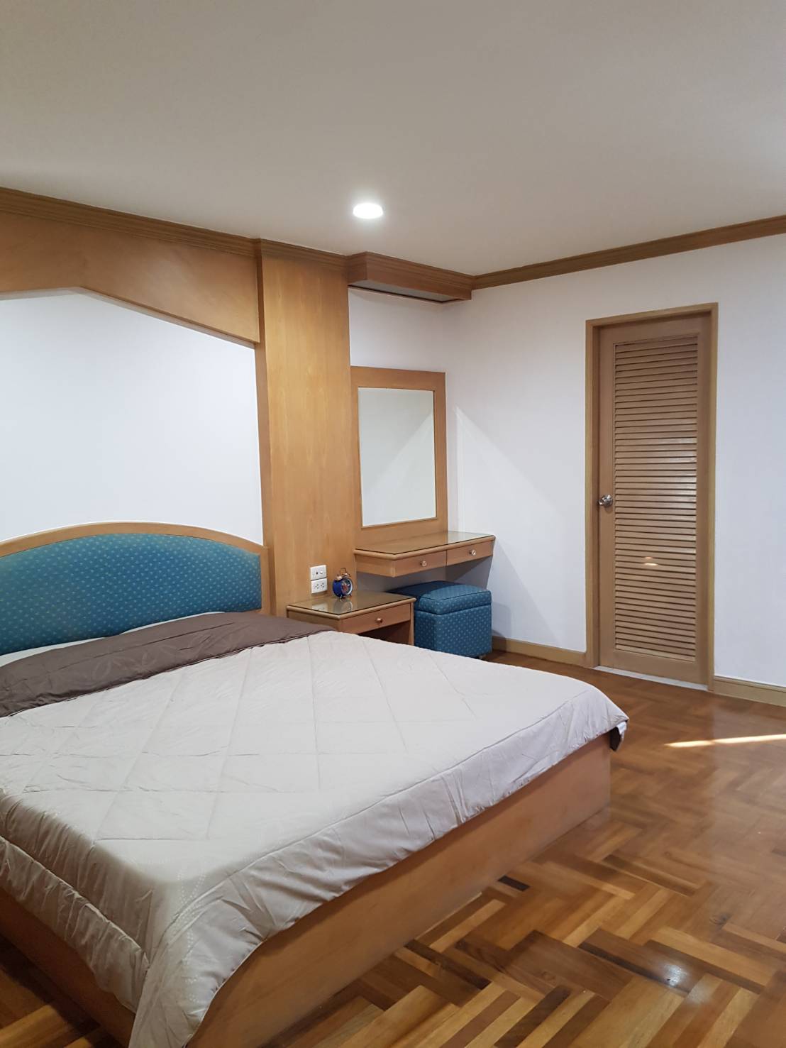 ให้เช่าคอนโด Rin House (ริน เฮ้าส์) ห้องสตูดิโอ 1 ห้องน้ำ ขนาด 41 ตรม ชั้น 3 ห้องตกแต่งพร้อมเข้าอยู่