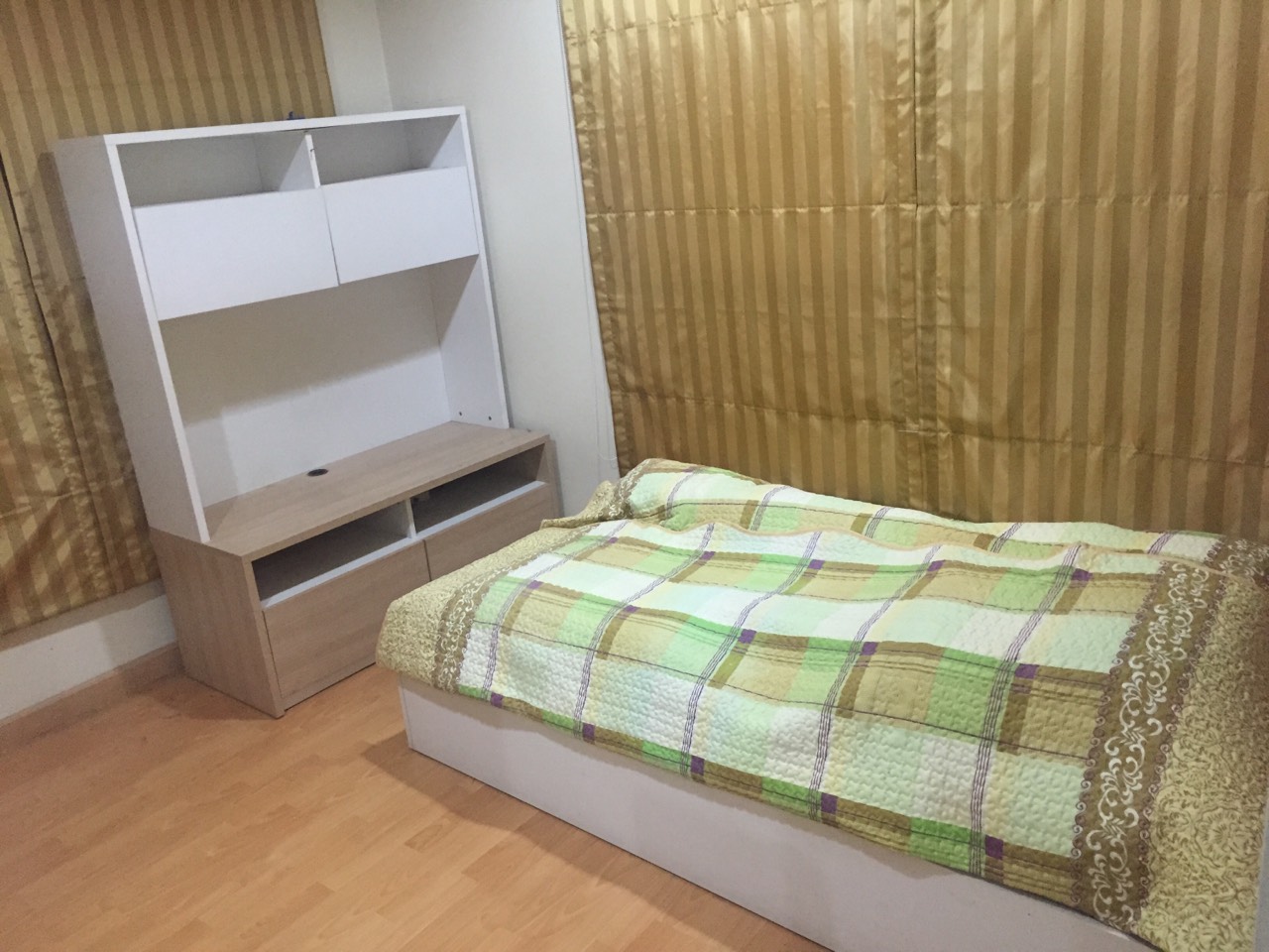 ขายถูกคอนโด Life @ Phahon18 ( ไลฟ์ แอท พหลฯ18 )(พหลโยธิน 18) แบบ 2 ห้องนอน 2 ห้องน้ำ ราคา 5.2 ล้าน ฟรีโอน พื้นที่ 62 ตร.ม ชั้น 2 (ห้อง19) ห้องมุม ทิศตะวันออก พร้อมเฟอร์