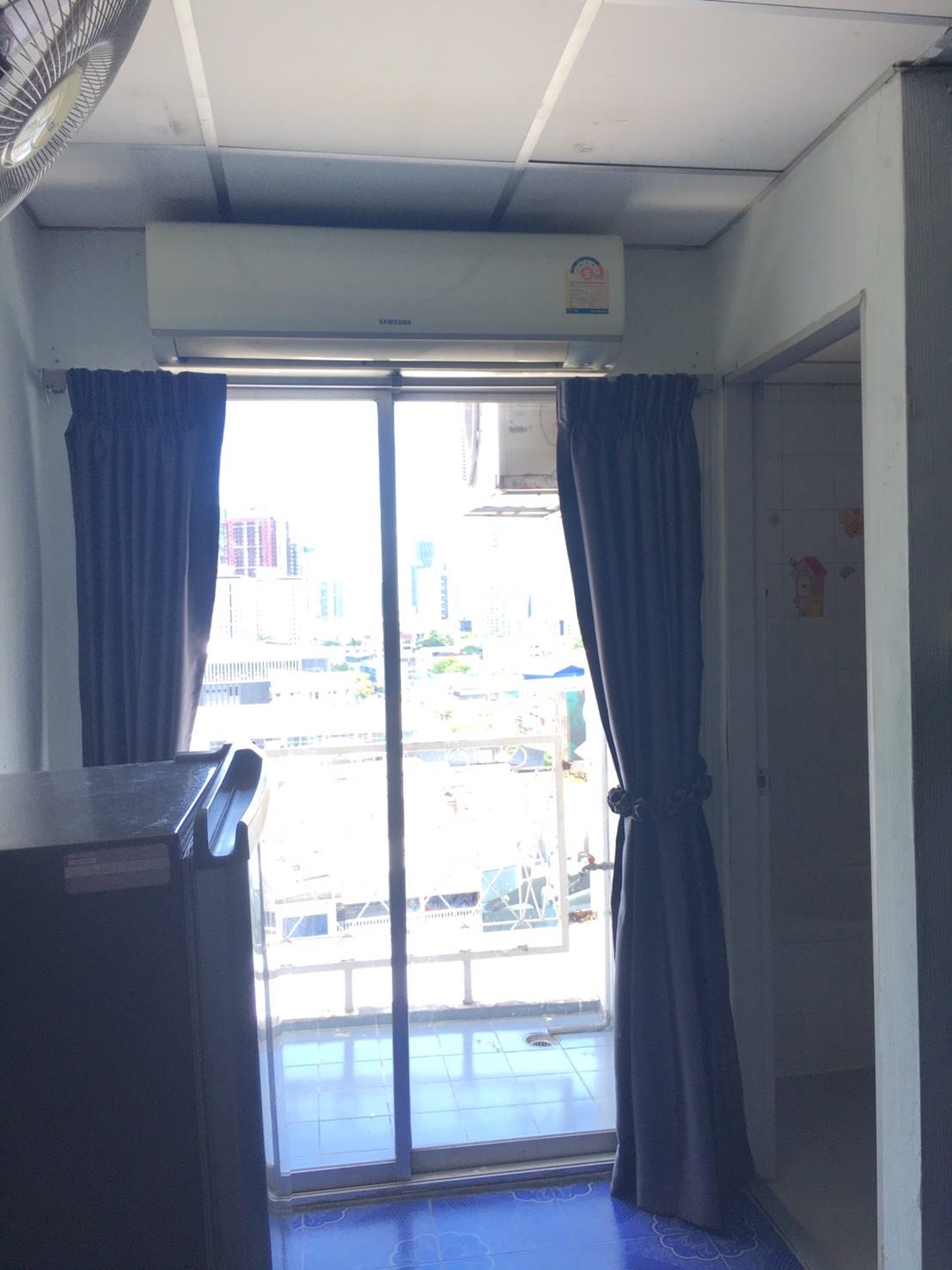 ให้เช่าคอนโด Baan Kluai Nam Thai (บ้านกล้วยน้ำไท) ห้องสตูดิโอ 1ห้องน้ำ ขนาด 29 ตรม ชั้น 11