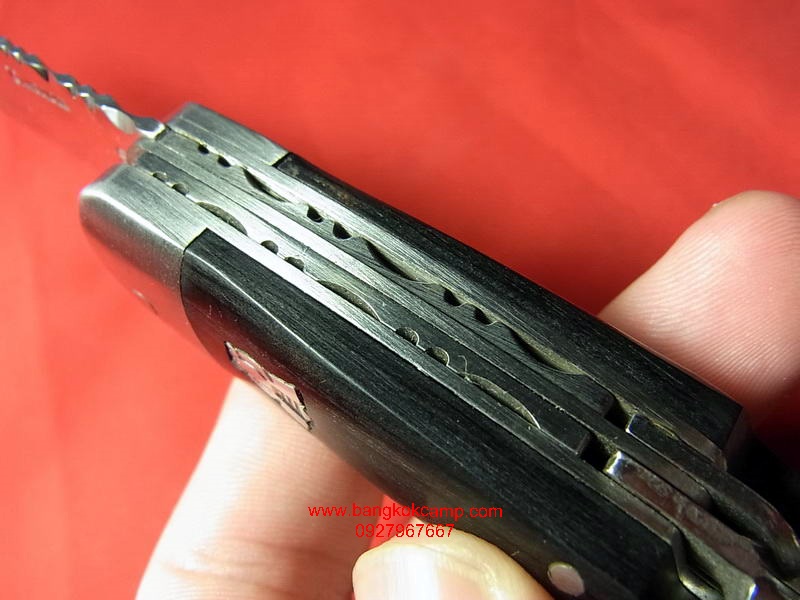 มีดพับเอนกประสงค์ มีดพับฝรั่งเศส ลากิวโอเล่ LAGUIOLE ใหม่ พร้อมกล่อง