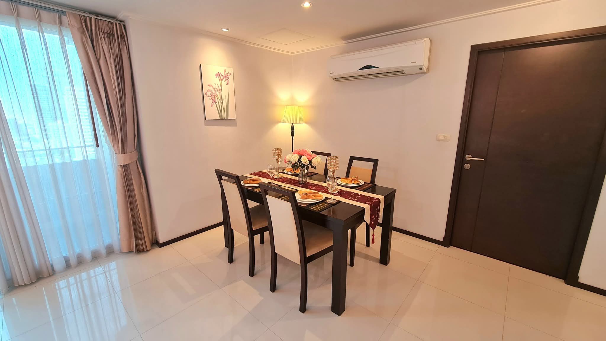 ✨ ให้เช่า Condo Piyathip Place คอนโด ปิยะทิพย์ เพลส สุขุมวิท 39 ✨ ยูนิต 2212 | ชั้น 21 | ขนาดใหญ่ถึง 173 ตร.ม. พร้อมห้องแม่บ้าน พร้อมเข้าอยู่ได้เลย!