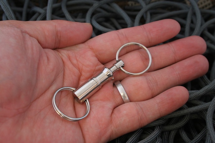 พวงกุญแจแบบปลดเร็ว QUICK KEY-RING (ทองเหลืองชุบโครเมี่ยม)