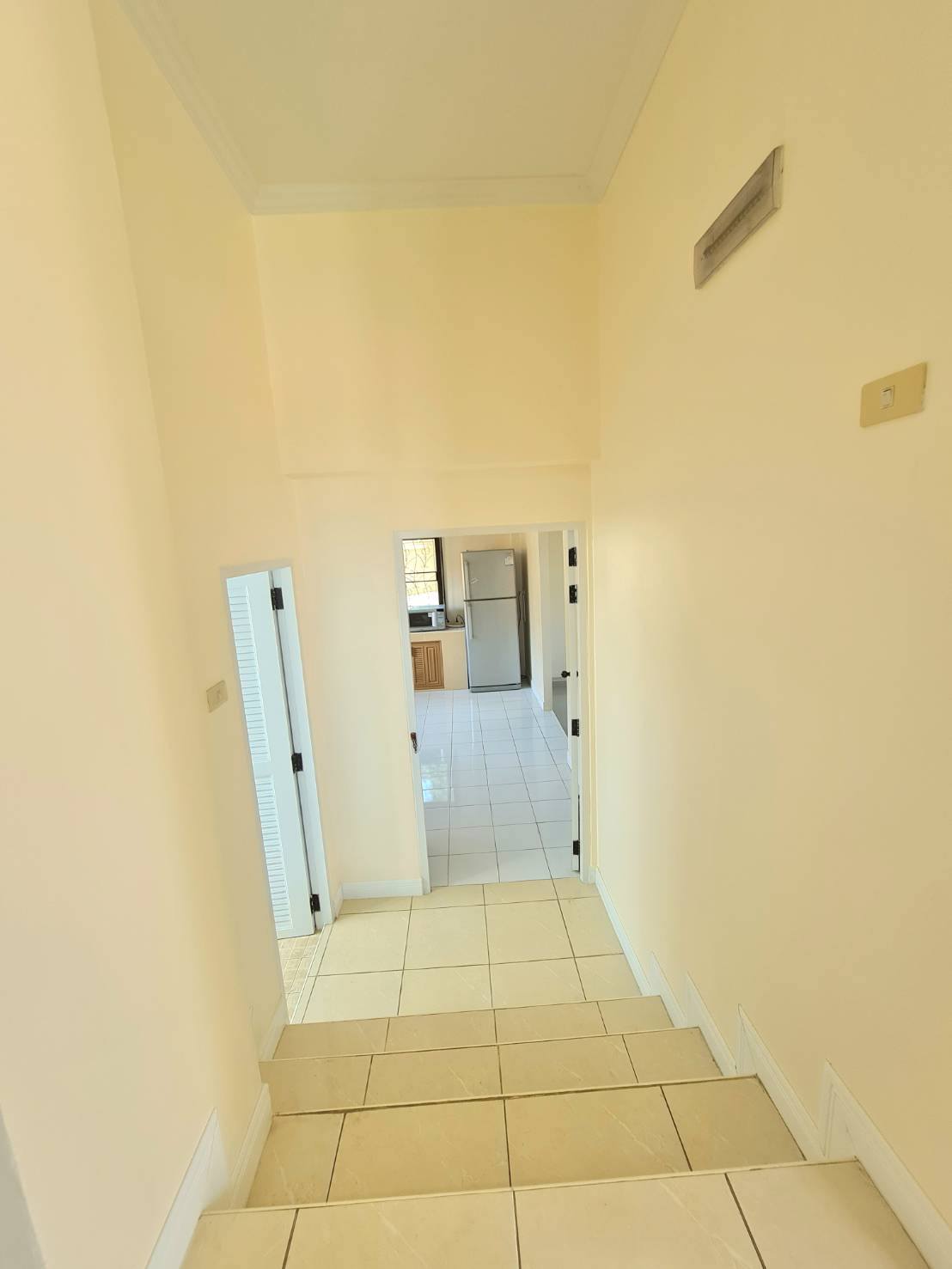 🏡 ขายบ้านเดี่ยวหลังใหญ่ วิวภูเขาล้อมรอบ หมู่บ้านพบโชคการ์เด้นฮิล (Phobchok Garden Hill) บางเสร่ – สัตหีบ