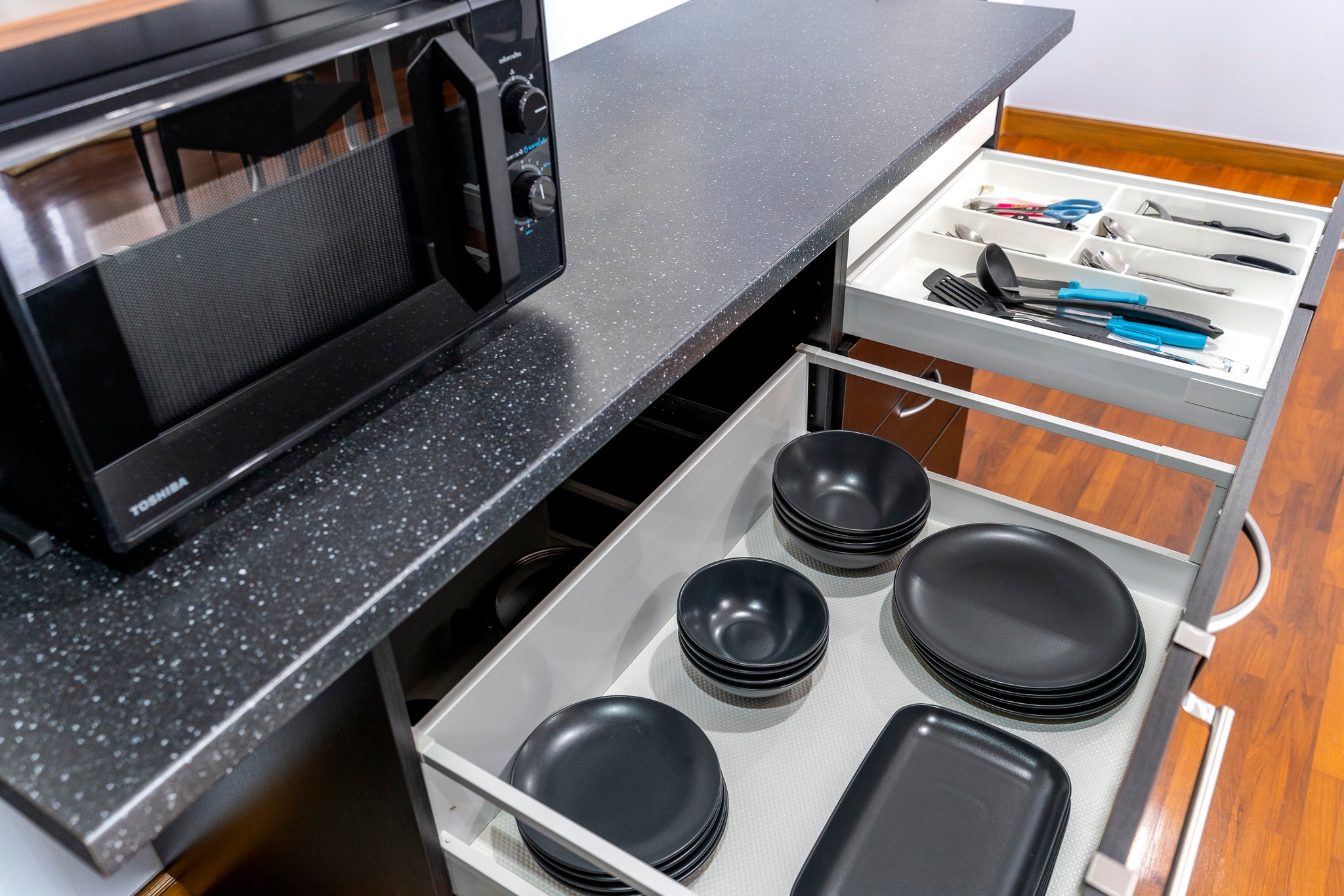 ให้เช่าคอนโด Baan Siri Sukhumvit 13 (บ้าน สิริ สุขุมวิท 13) 1 ห้องนอน 1 ห้องน้ำ ขนาด 57 ตรม