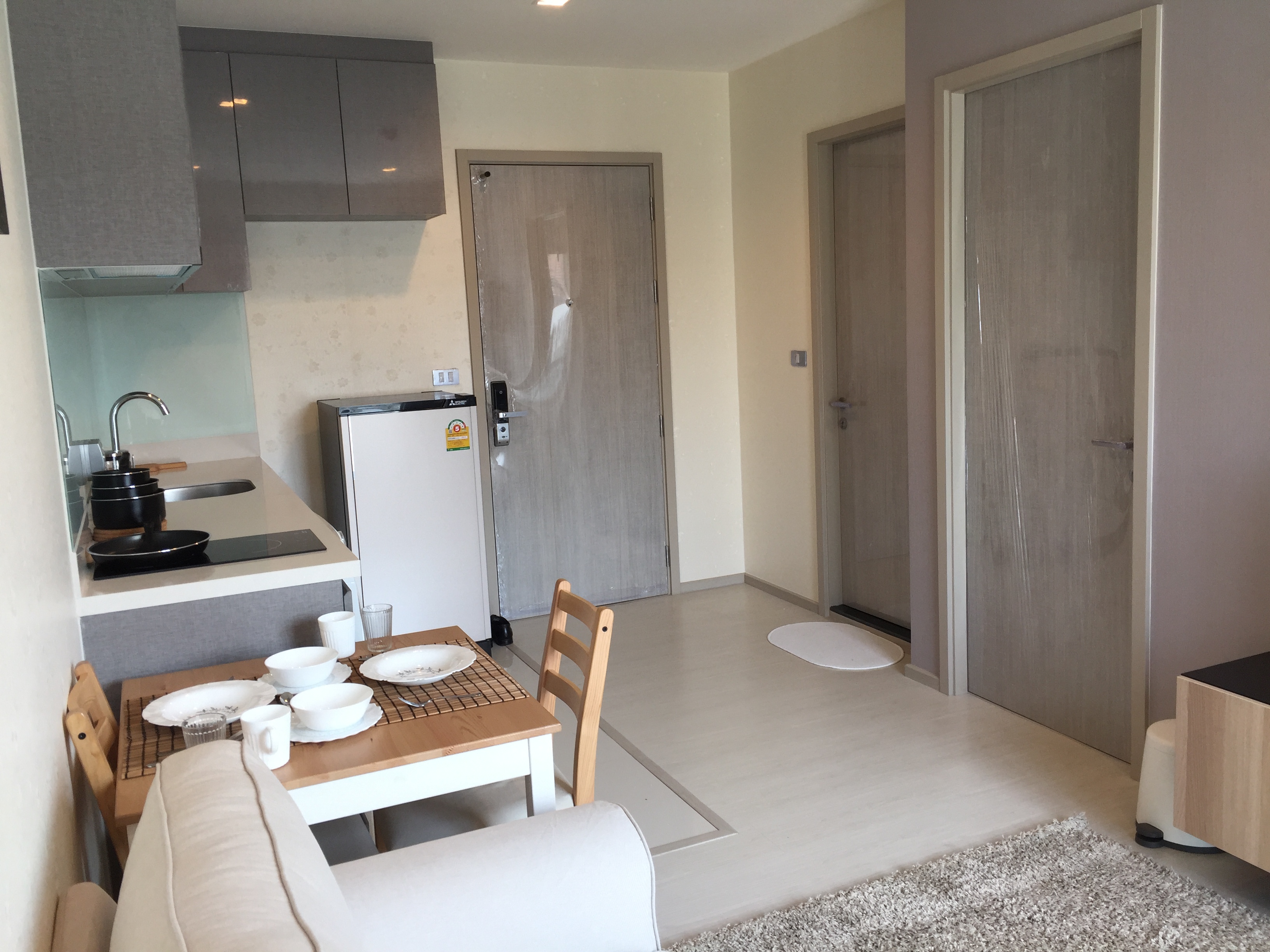 ให้เช่าRhythm Sukhumvit 36-38 (ริทึ่ม สุขุมวิท 36-38) พร้อมเข้าอยู่