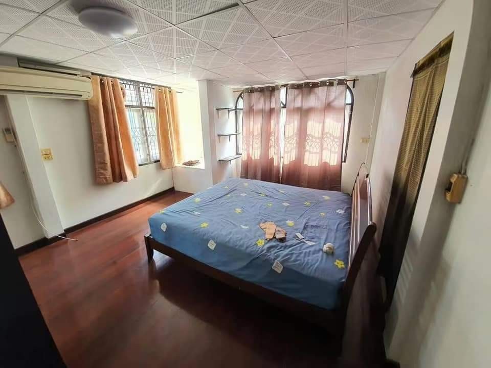 ขายบ้านเดี่ยว 2 ชั้น ซอยประชาราษฏร์บำเพ็ญ 15 แยก 3 ห่าง#MRTเพียง1.1กม. ขนาด 50 ตร.ว