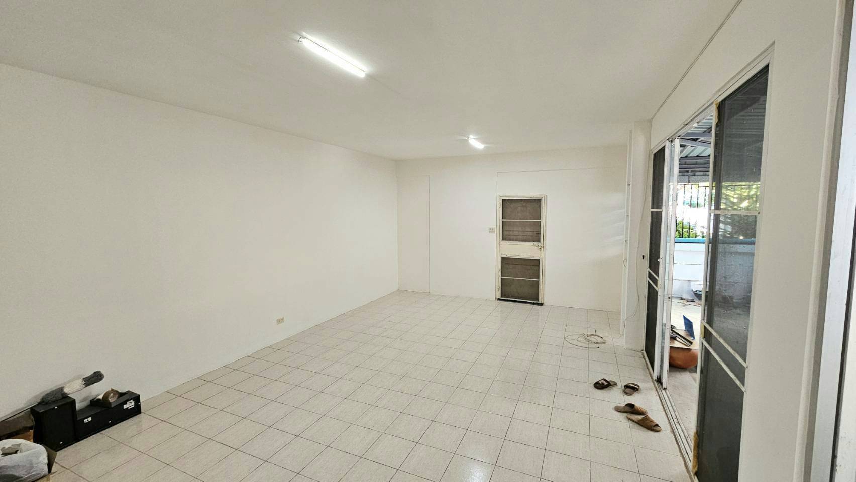 ให้เช่าบ้าน หมู่บ้าน ไรมอนด์พาร์ค บางพลี (Raimon Park Bang Phli) ซ.8 พร้อมเข้าอยู่ได้เลย ซอยต้นๆของโครงการ