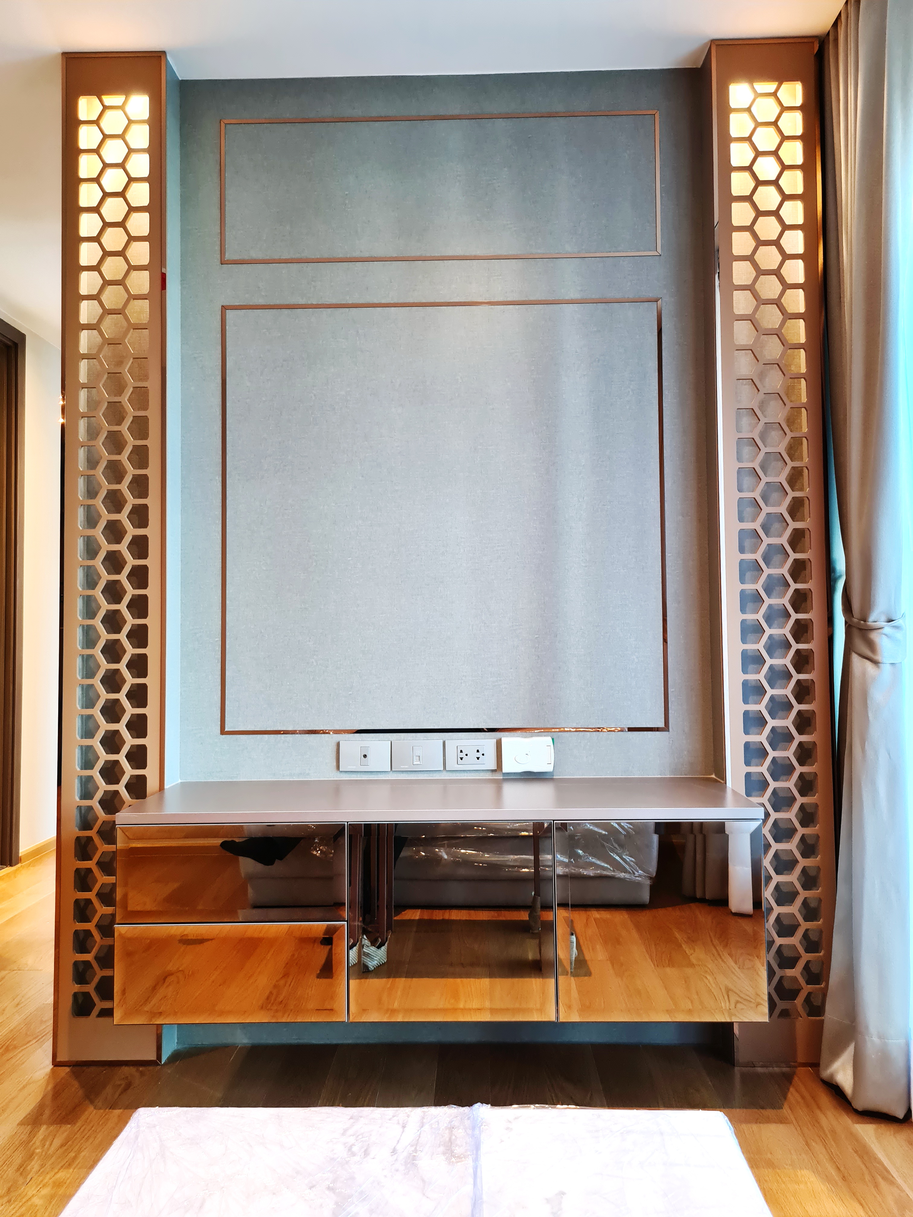 ขายดาวน์อัลทีจูด ดีไฟน์ สามย่าน (เฟส 2) 2 นอน แต่ราคาเท่า 1 นอน ตกแต่งสวยมาก เดิน 3 นาทีจาก MRT สามย่าน