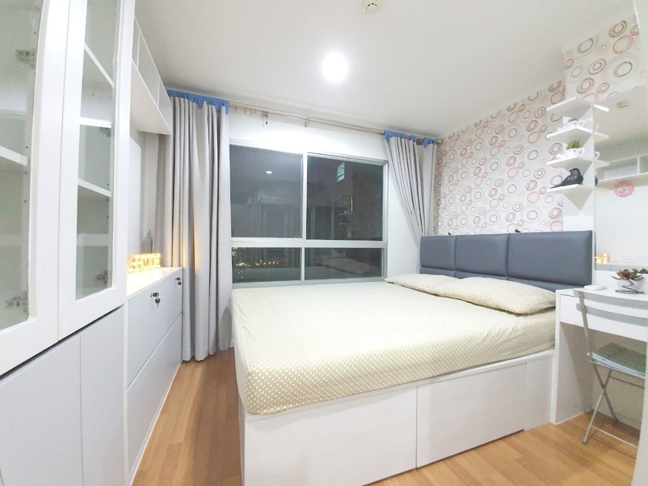 ขายคอนโด Lumpini Place Suksawat - Rama 2 ลุมพินี เพลส สุขสวัสดิ์ - พระราม 2 ห้องใหญ่ 1 ห้องนอน 1 ห้องน้ำ ขนาด 41 ตรม. ห้องมุม มีทั้งหมด 35 ชั้น